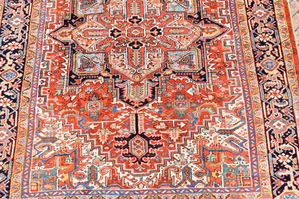 Antique Heriz carpet 343x229 CM View VI