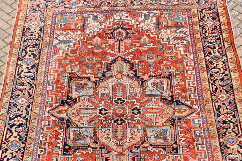 Antique Heriz carpet 343x229 CM View VII