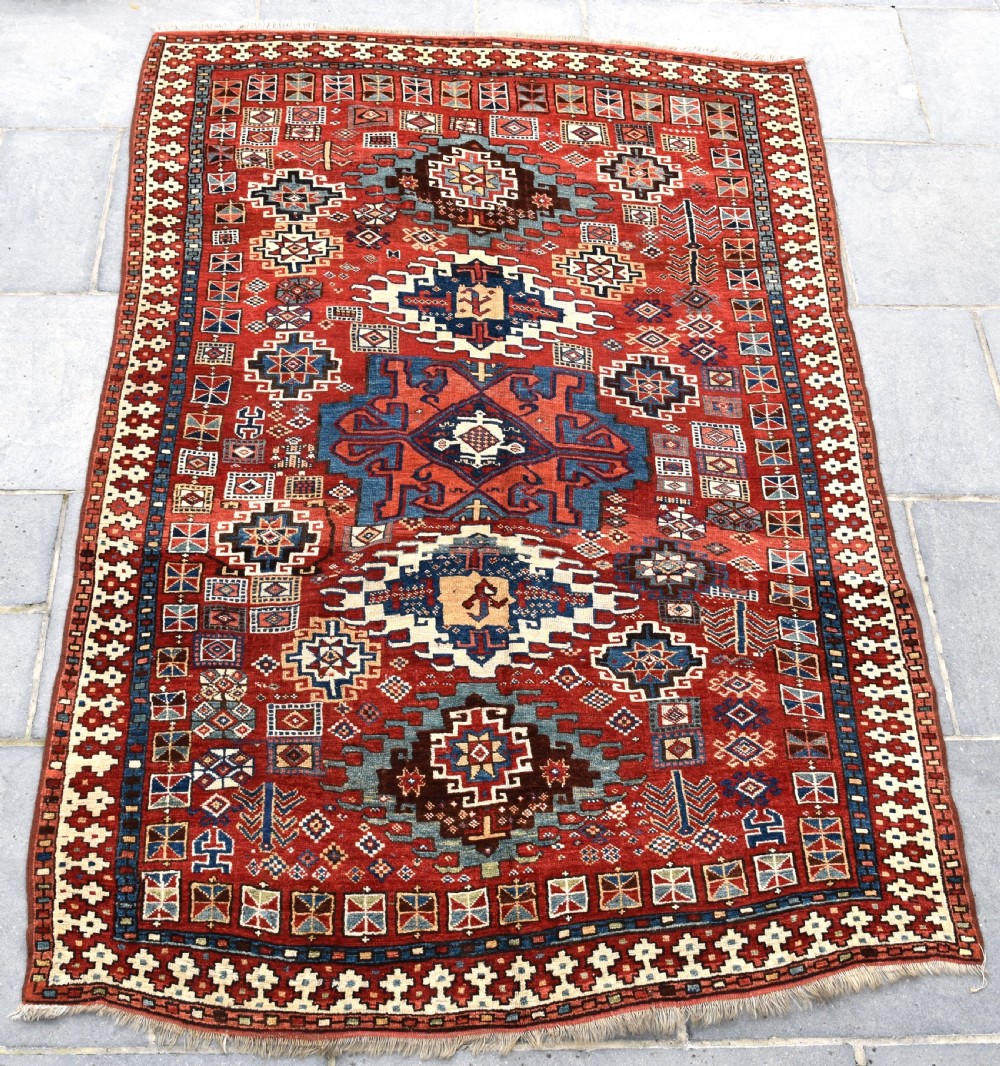 An early Kurdish Kordi carpet 268x180 cm