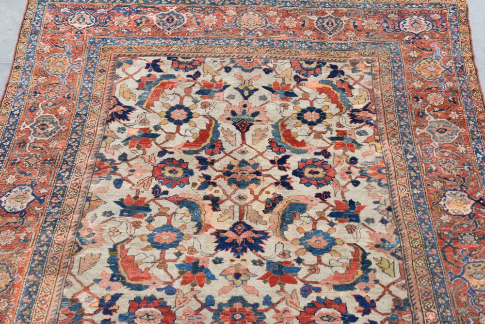 An antique Mahal country house carpet carpet 310x247cm View III