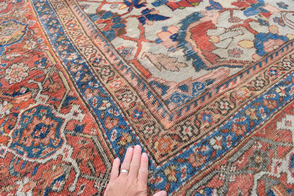 An antique Mahal country house carpet carpet 310x247cm View VI