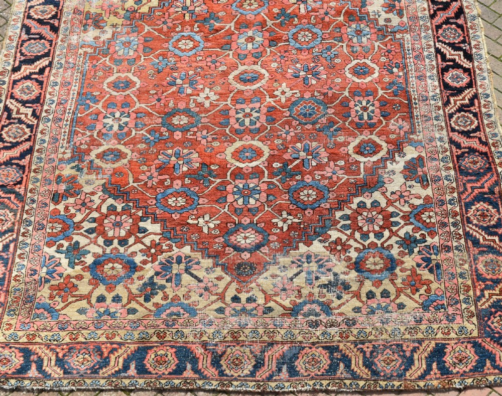 Antique Heriz carpet with allover flowers 377x288 cm View II