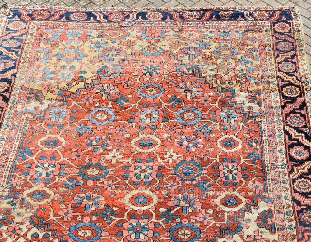 Antique Heriz carpet with allover flowers 377x288 cm View III