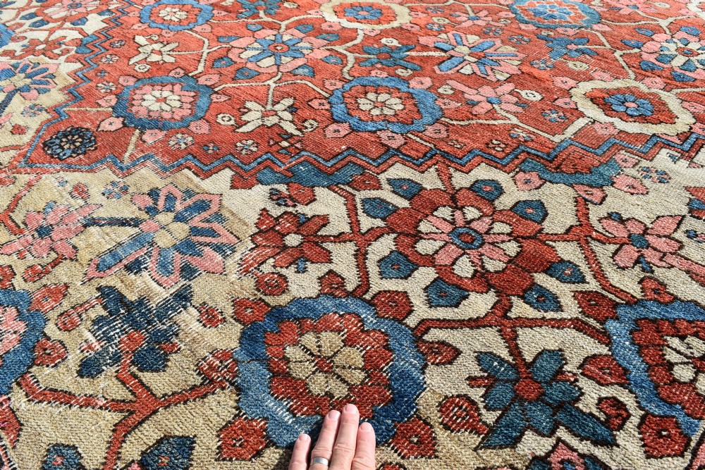 Antique Heriz carpet with allover flowers 377x288 cm View V