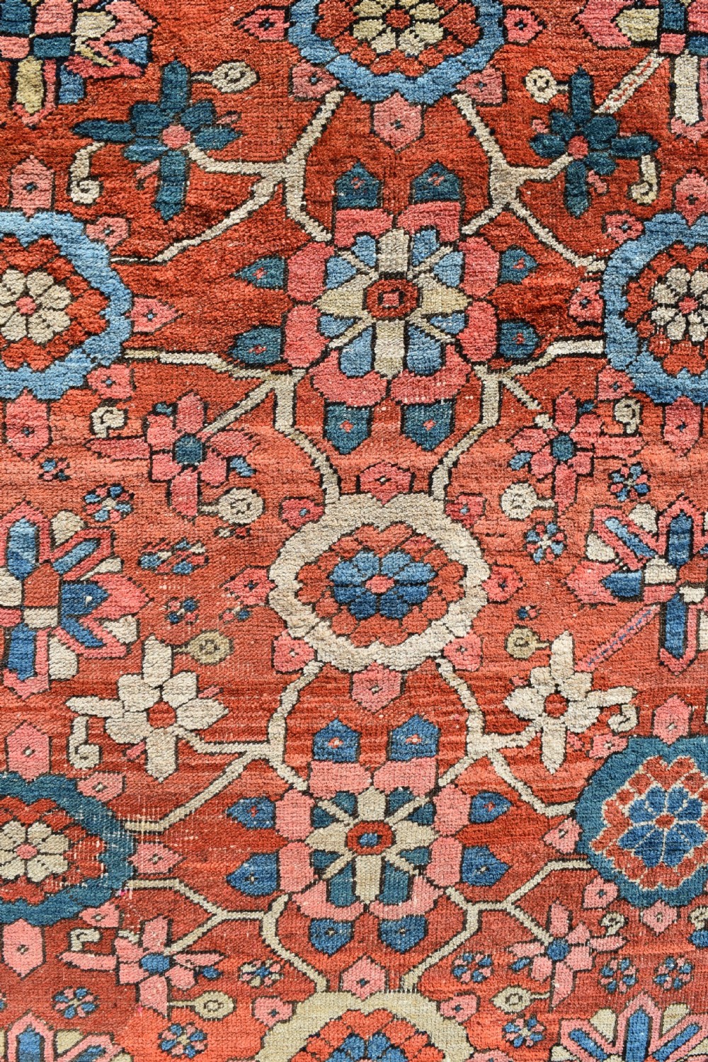 Antique Heriz carpet with allover flowers 377x288 cm View VI