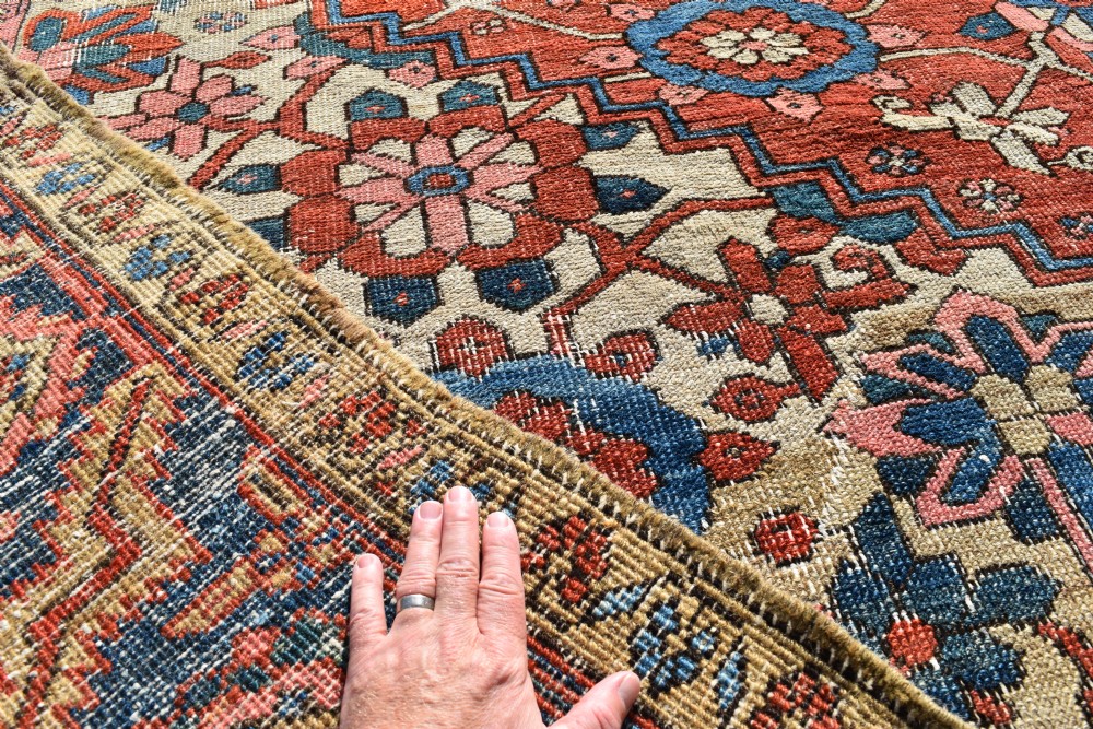 Antique Heriz carpet with allover flowers 377x288 cm View IX