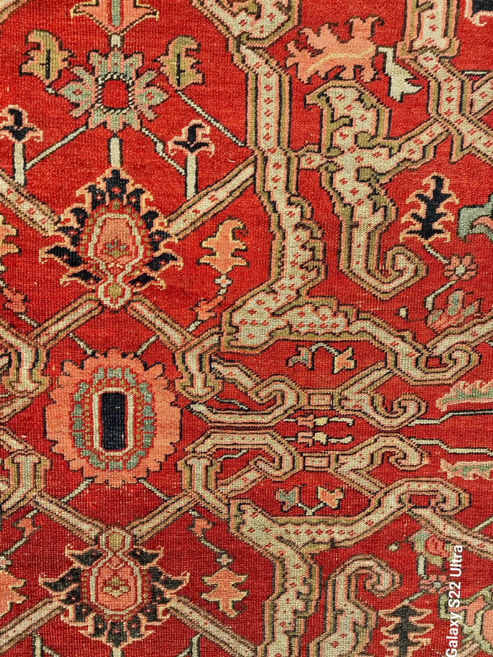 exceptional antique small format Heriz rug 188x150cm View II