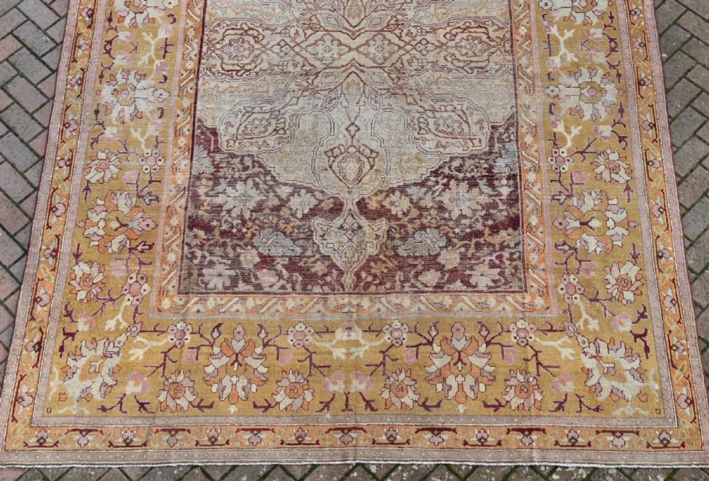 An antique Feseneh country house carpet 343x253cm View II