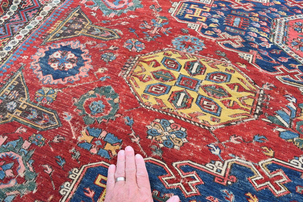 An exceptional antique kuba Sumak technique carpet 280x219 cm View II