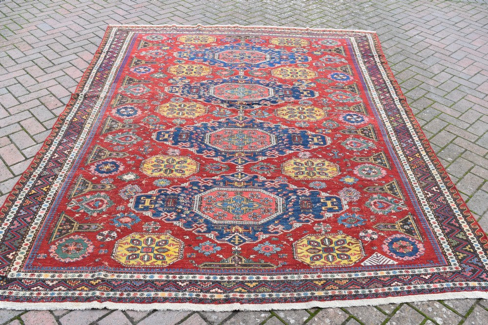An exceptional antique kuba Sumak technique carpet 280x219 cm View X