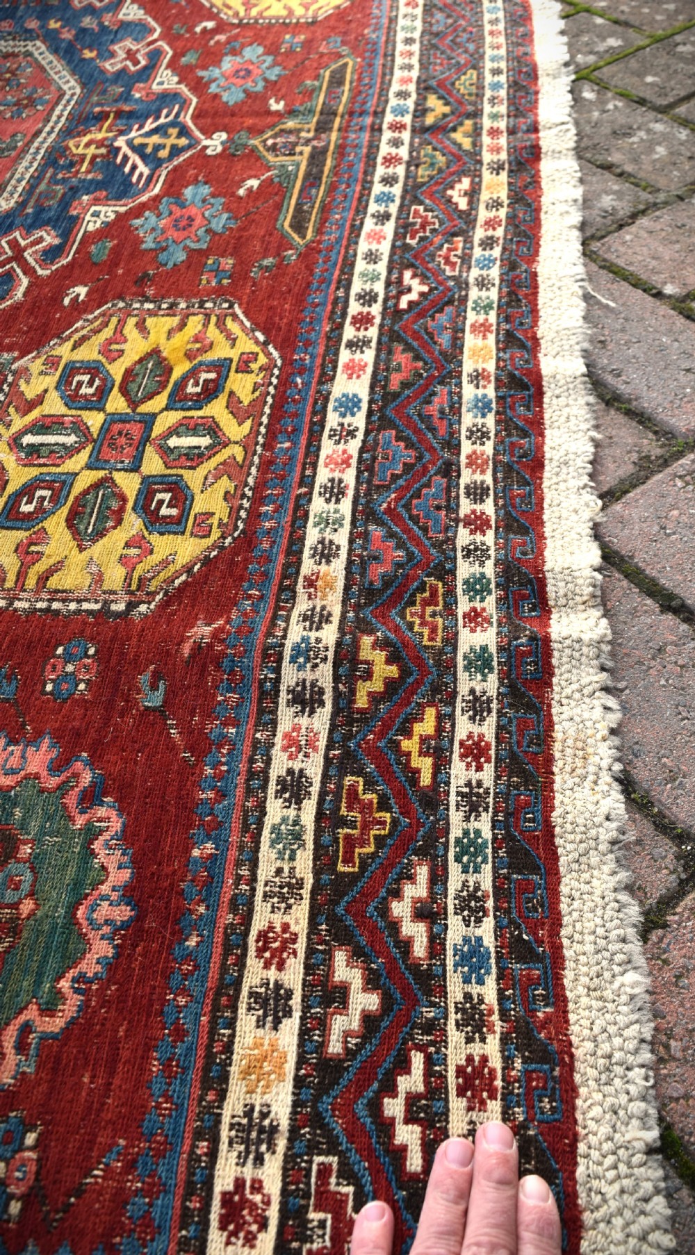 An exceptional antique kuba Sumak technique carpet 280x219 cm View XIV