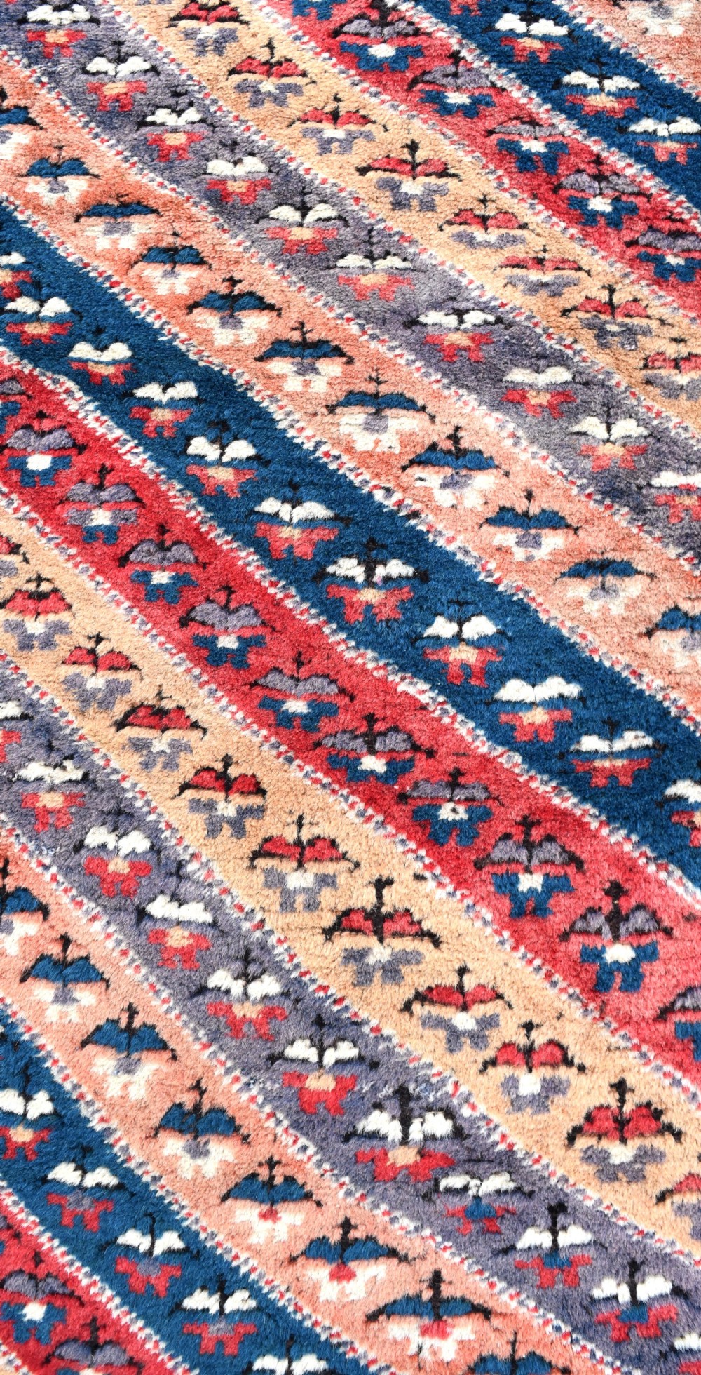Caucasian design narrow runner  307x74 cm View II
