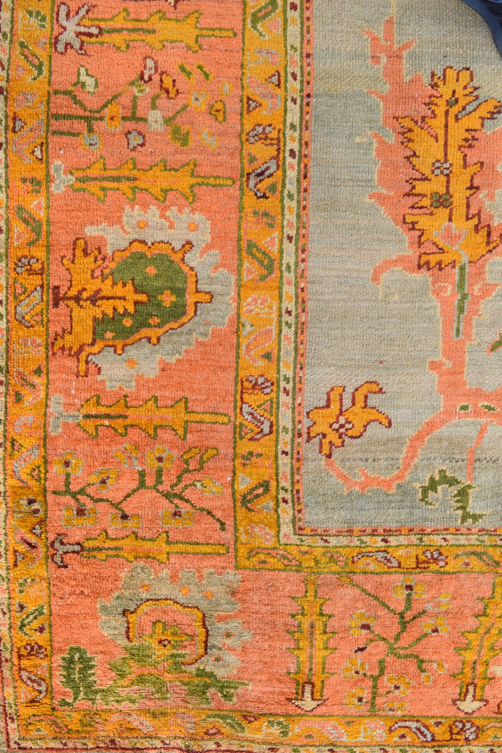 A large antique Ushak carpet 470x350 cm View X