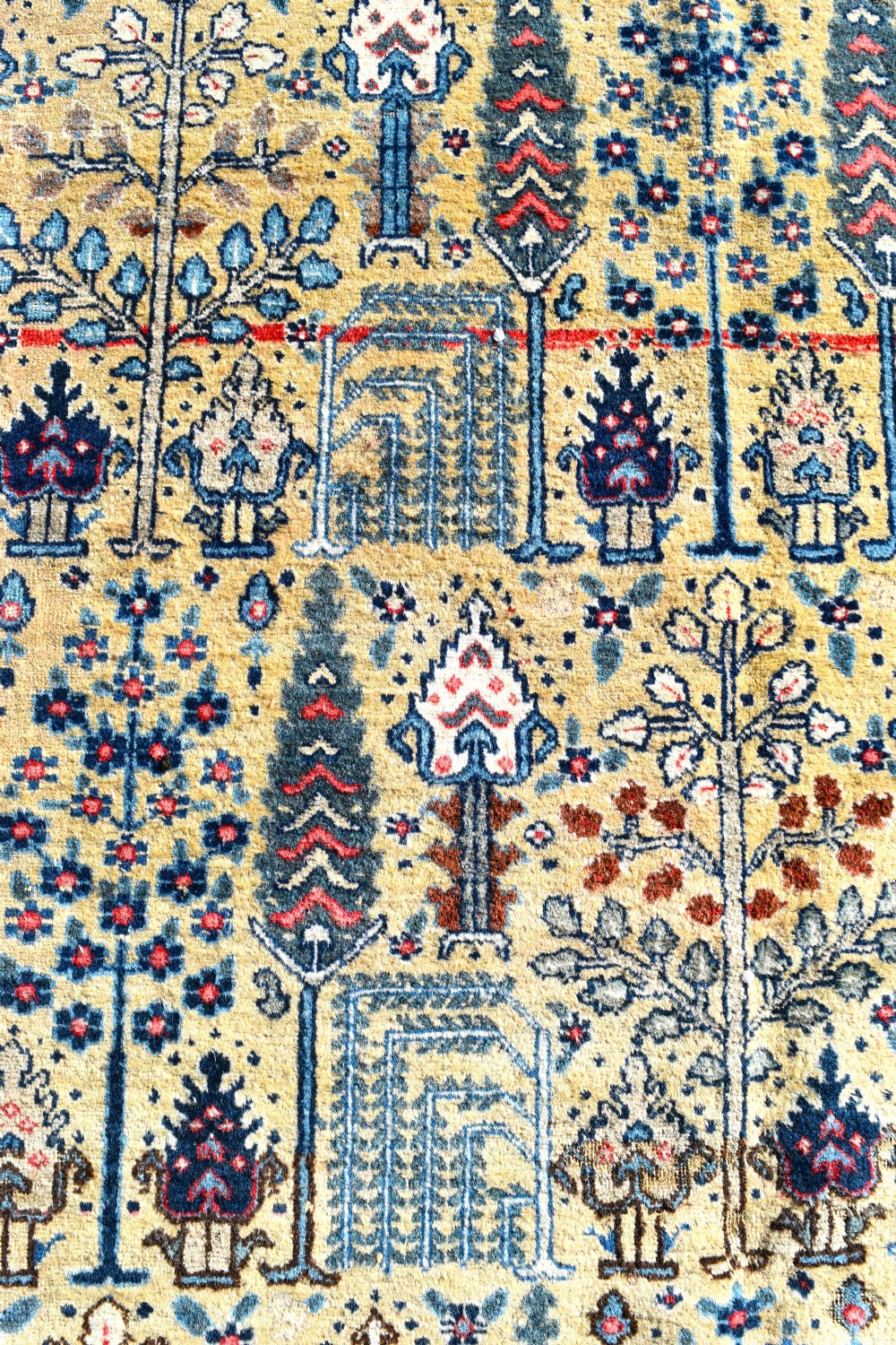 Antique Tabriz small carpet 277x190cm View IV