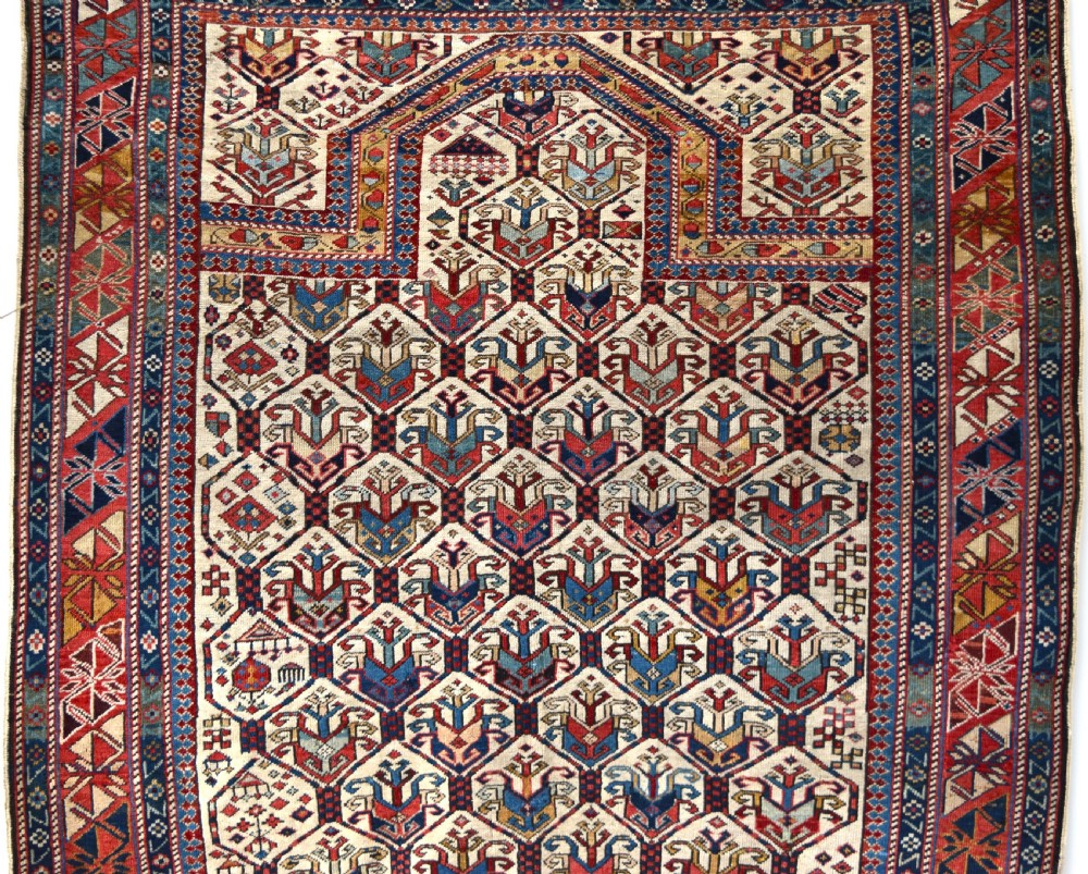 Very fine antique Shirvan prayer rug 135x124 cm View IV