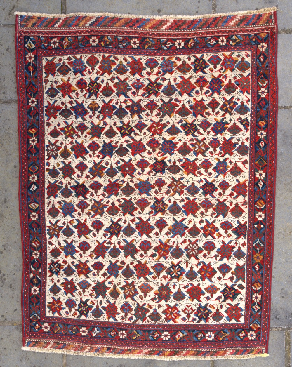 Antique Ivory ground Afshar rug 140x107cm