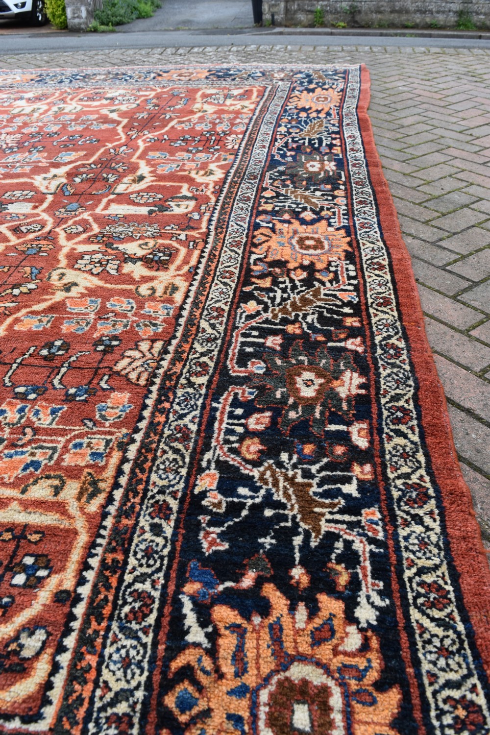 Antique Mahal carpet 413x310 cm View V