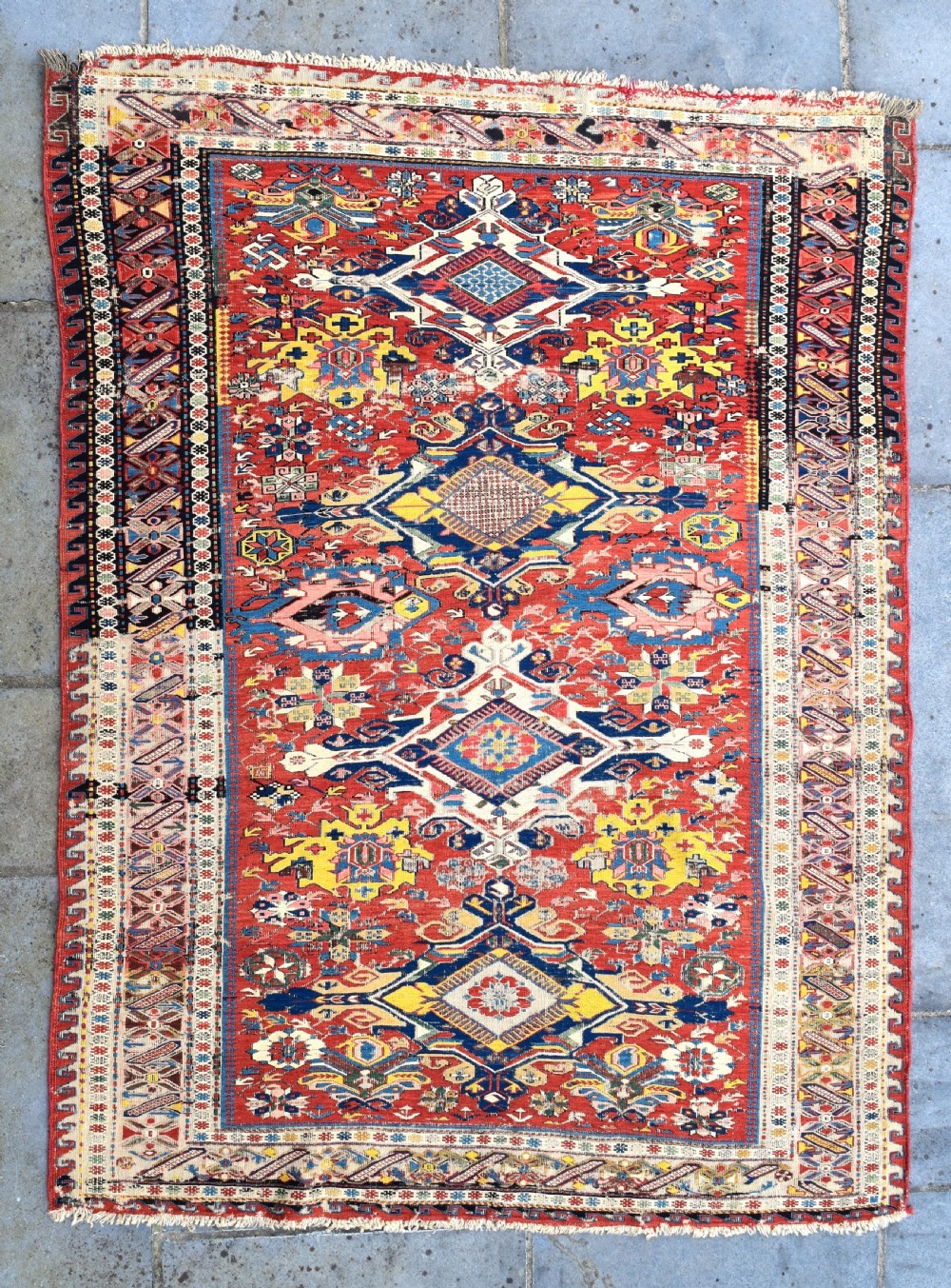 Antique Seychor Sumak rug 194x149cm