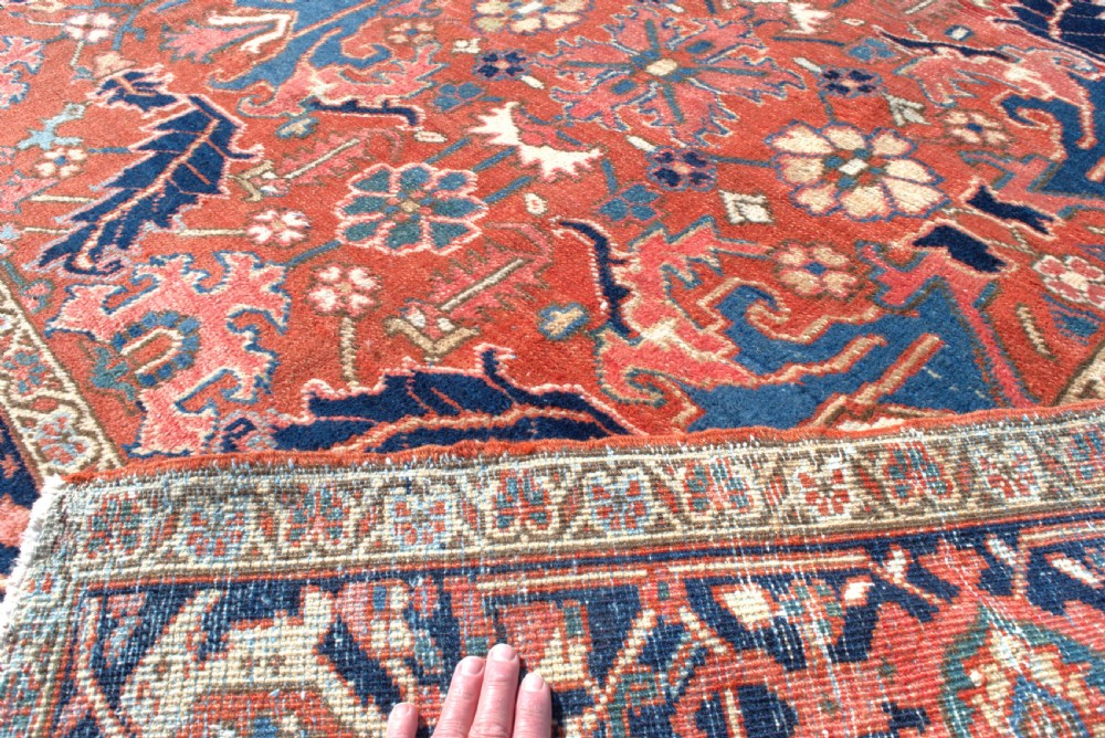 Antique Heriz carpet 335x273 cm View VI