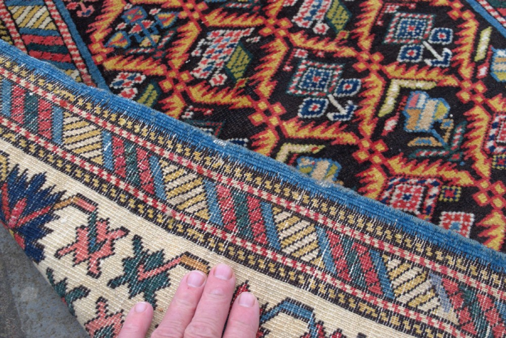 fine narrow Kuba runner 376X80 CM View III