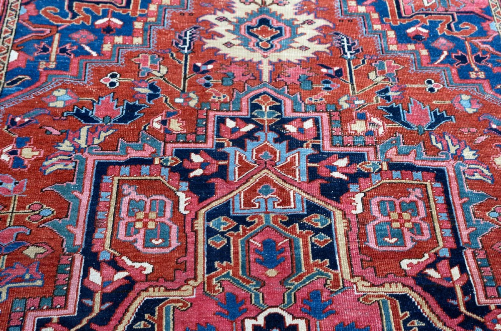 A fine small format Heriz carpet 290x195cm View VI