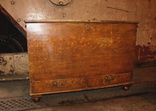 An Early 19th Century Faux Bois Painted Pine Mule Chest \ Trunk