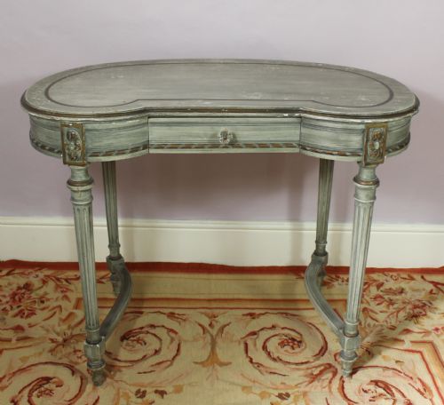 A Kidney Shaped Painted Dressing Table