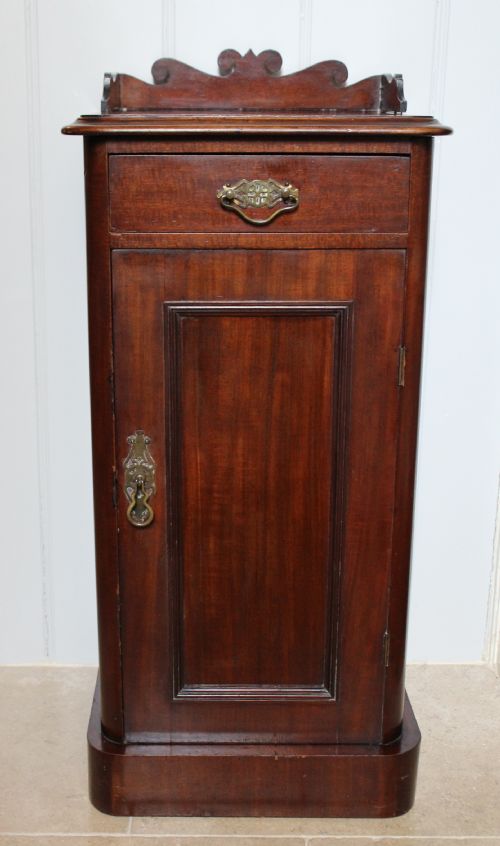 Victorian Mahogany Bedside Pot Cupboard Circa 1900