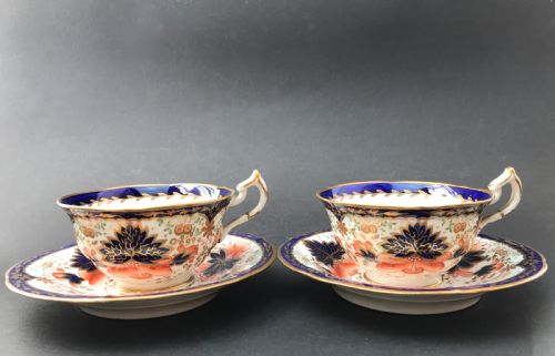 Antique Victorian Staffordshire Porcelain Tea Cups & Saucers in Imari Pattern