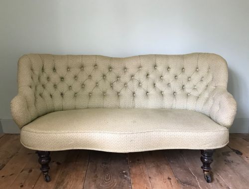 Victorian Button Back / Spoonback Sofa
