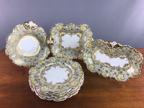 fig 1. Davenport Porcelain Dessert Service circa 1870