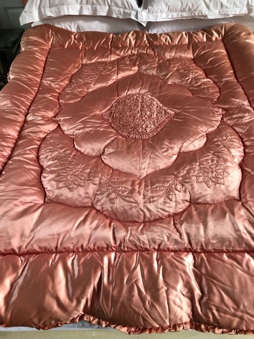 ART DECO PINK SATIN FEATHER FILLED EIDERDOWN - ADDITIONAL PHOTO 1