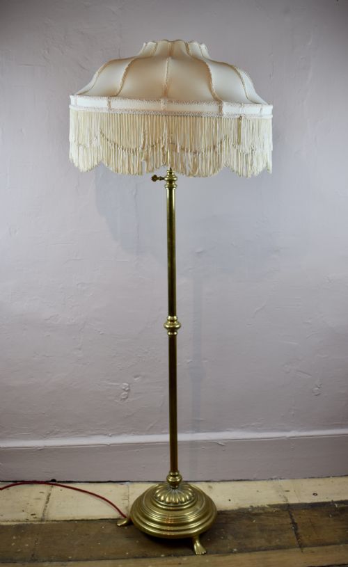 Edwardian Telescopic Adjustable Brass Standard Lamp