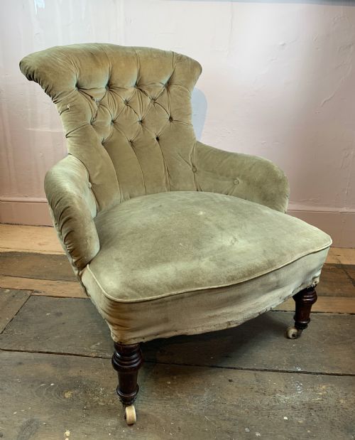 Victorian Fan Shaped Button Back Armchair
