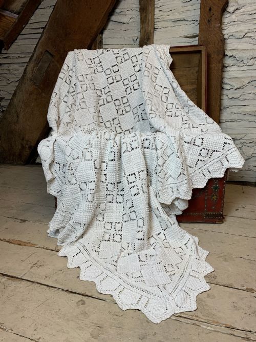 Vintage French White Crochet Bed Cover
