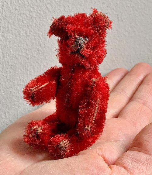 Schuco (Schreyer & Co) Red Piccolo Bear Scent Bottle