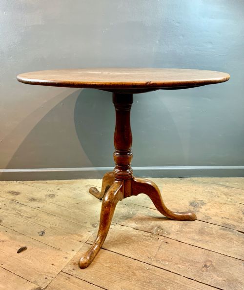 Georgian Mahogany Tip Top Tripod Table