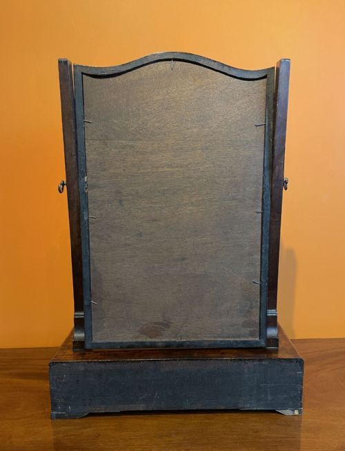 GEORGIAN MAHOGANY SERPENTINE FRONT TOILET MIRROR - ADDITIONAL PHOTO 5