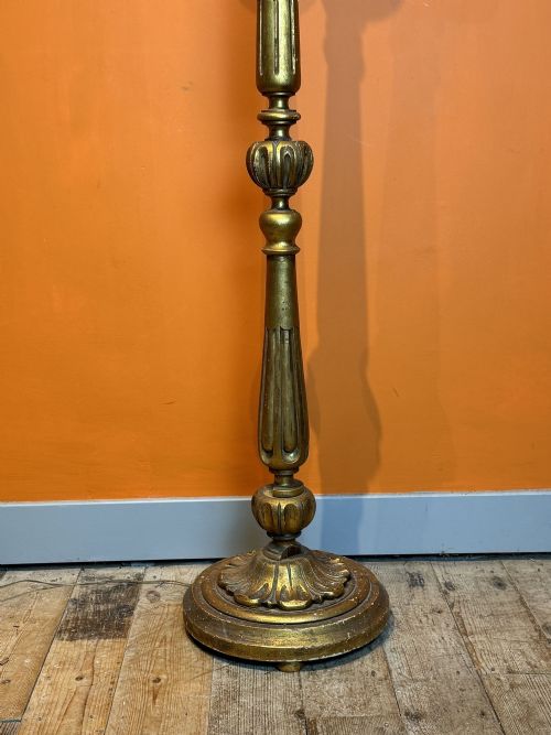 VINTAGE GILTWOOD FLOOR LAMP - ADDITIONAL PHOTO 1