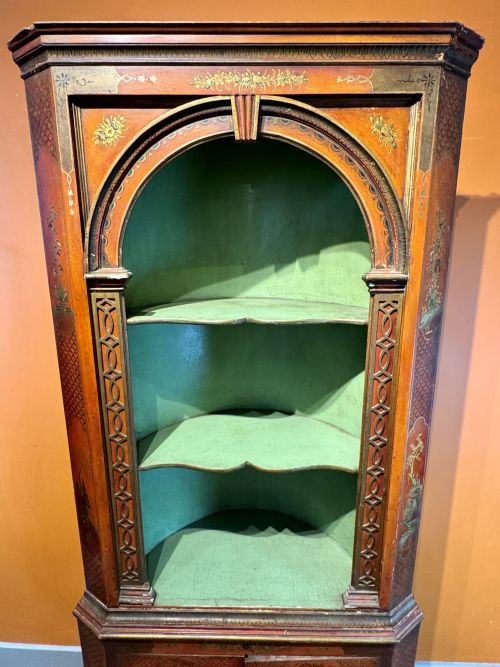 ANTIQUE RED CHINOISERIE CORNER CUPBOARD - ADDITIONAL PHOTO 4