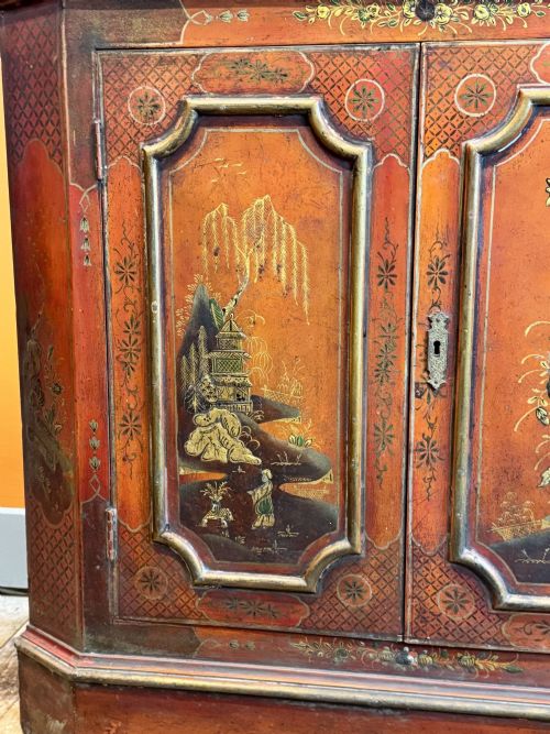 ANTIQUE RED CHINOISERIE CORNER CUPBOARD - ADDITIONAL PHOTO 6