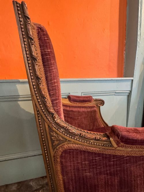 ANTIQUE FRENCH LOUIS XVI STYLE CARVED WALNUT ARMCHAIR - ADDITIONAL PHOTO 4