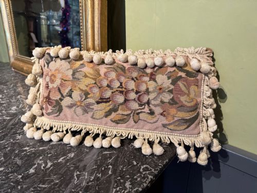ANTIQUE FRENCH TAPESTRY CUSHION - ADDITIONAL PHOTO 2
