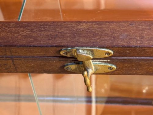 EDWARDIAN TABLE TOP SHOP DISPLAY CABINET - ADDITIONAL PHOTO 4