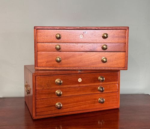 PAIR OF MAHOGANY DENTISTS OR LABORATORY CHESTS OF DRAWERS - ADDITIONAL PHOTO 1