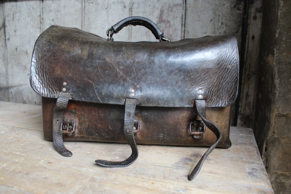 Antique Brown Leather Holdall Luggage