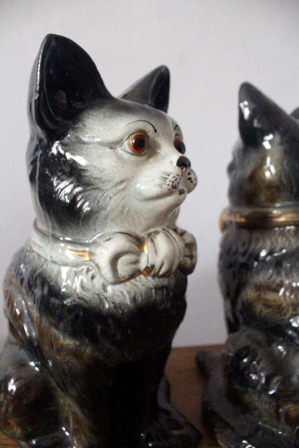 Pair of Bo'Ness Scottish Staffordshire Pottery Cats
