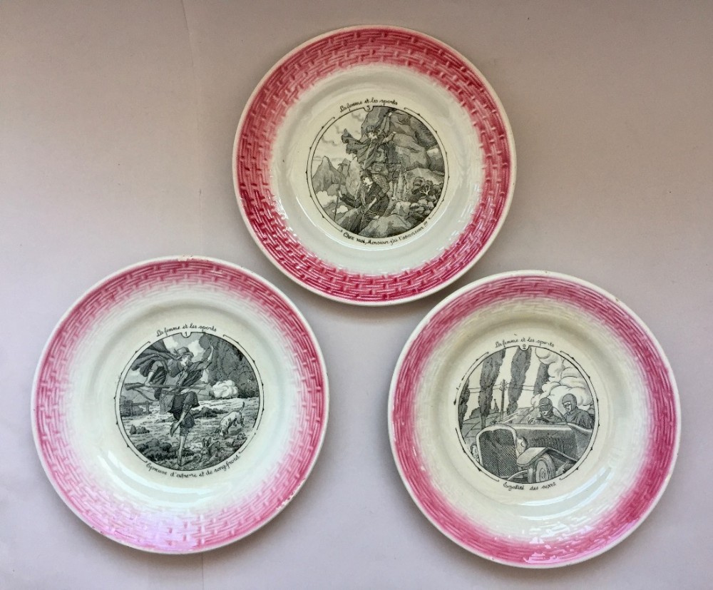 Moulin des Loups 'La Femme et les Sports' Faience Plates