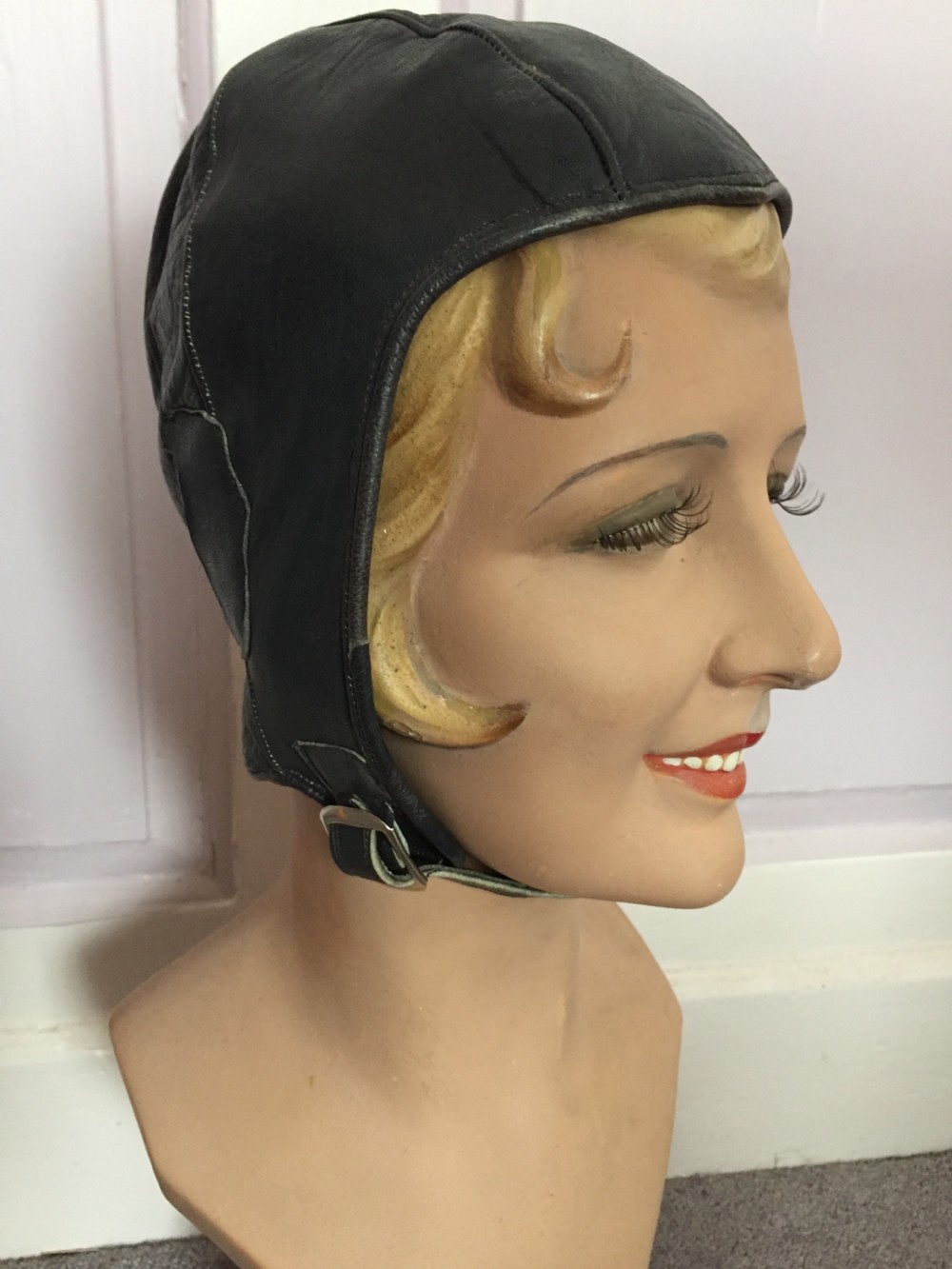 Ladies 1920's Leather Aviator's Flying Helmet / Cap View VI