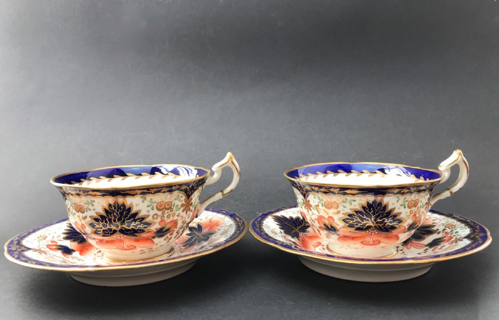 Antique Victorian Staffordshire Porcelain Tea Cups & saucers in Imari Pattern